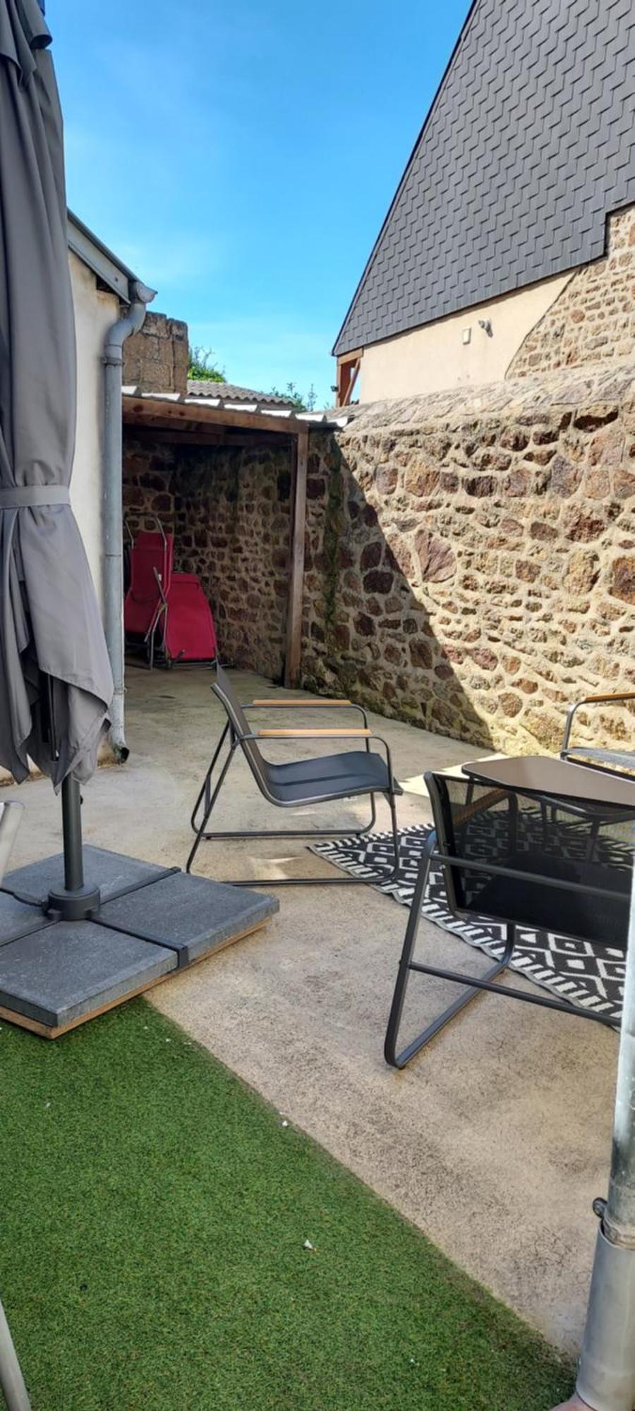 Gite Comme Chez Soi Ducey Les Cheris Exterior foto